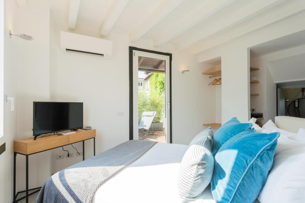 P Terrace - Lake View By Rent All Como Daire Laglio Dış mekan fotoğraf